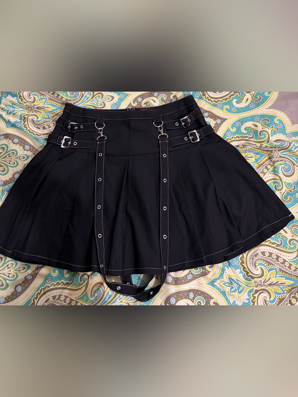 Hot Topic/Social Collision skirt